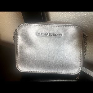 Michael kors crossbody bag